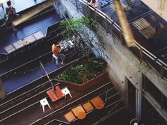 -ROAST coffee & eatery