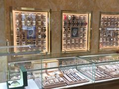 -亨得利名表服务中心(上海湾店)