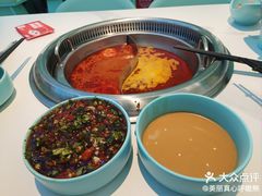 -季季红火锅(柳州城中万达二店)