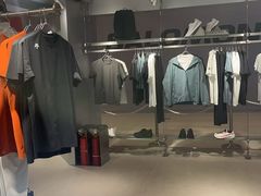 -迪桑特DESCENTE(青岛山东路万象城店)