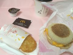 圆筒冰淇淋-麦当劳(杭州西湖银泰百货店)