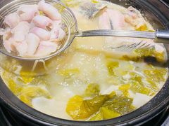 -小椒娘撒椒鱼火锅(三八广场店)