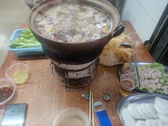 -威邵鸡煲(西华路总店)