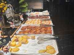 -雍容荟帝王蟹活龙虾展台自助(IFS黑金店)
