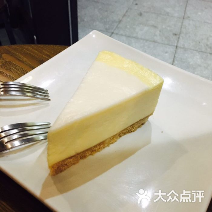 星巴克(兴中广场分店)纽约芝士蛋糕图片 - 第3张