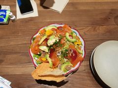 三文鱼色拉-Alimentari Grande(东湖路店)