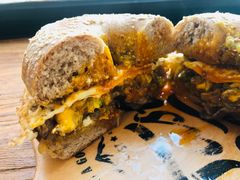 -Catch Bagel(芳草地店)