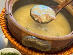 潮界生滚牛肉粥-潮界(LU·ONE凯德晶萃广场店)