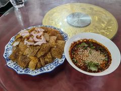 -杨老大生皮白族菜