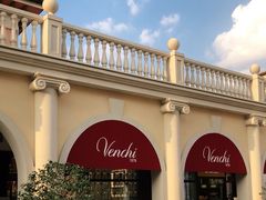 -VENCHI 闻绮(上海佛罗伦萨小镇店)