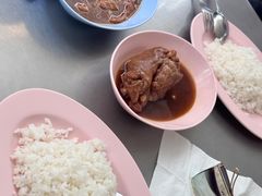 -Kha Mu Charoensang(Silom)