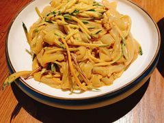 摇滚拉皮-额娘·春饼烤鸭(华北七楼创始店)