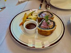 -塞纳河法国餐厅(意式风情街店)