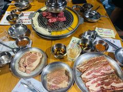 -姜虎东白丁韩国烤肉(吉利大厦店)