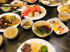 -七彩云南古滇温泉山庄