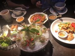 -大头虾越式风味餐厅(光明广场店)