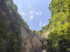 -龙水峡地缝景区