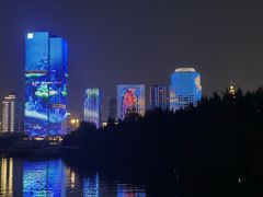 -万绿园