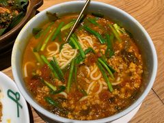 -一坐一忘云南菜(嘉里中心店)
