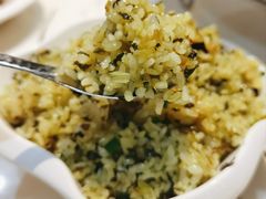 -凤凰路何眼镜香辣蟹(花果园店)