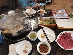 -六合里雄记汕头牛肉火锅(东门店)