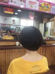 -镁连社·美联社