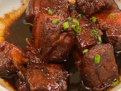 美女红烧肉-涌上外婆桥(江北万达店)