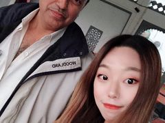 -Lake Shore Hotel & Restaurant