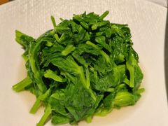 清炒豆苗-成隆行·蟹王府(九江路店)