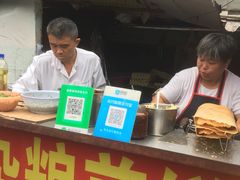 -正宗杂粮煎饼香软鸡蛋饼