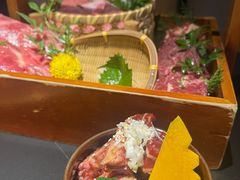 -山川小町·极番烧肉(新地假日广场店)