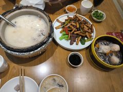 -粤仔湾砂锅粥(广益哥伦布店)