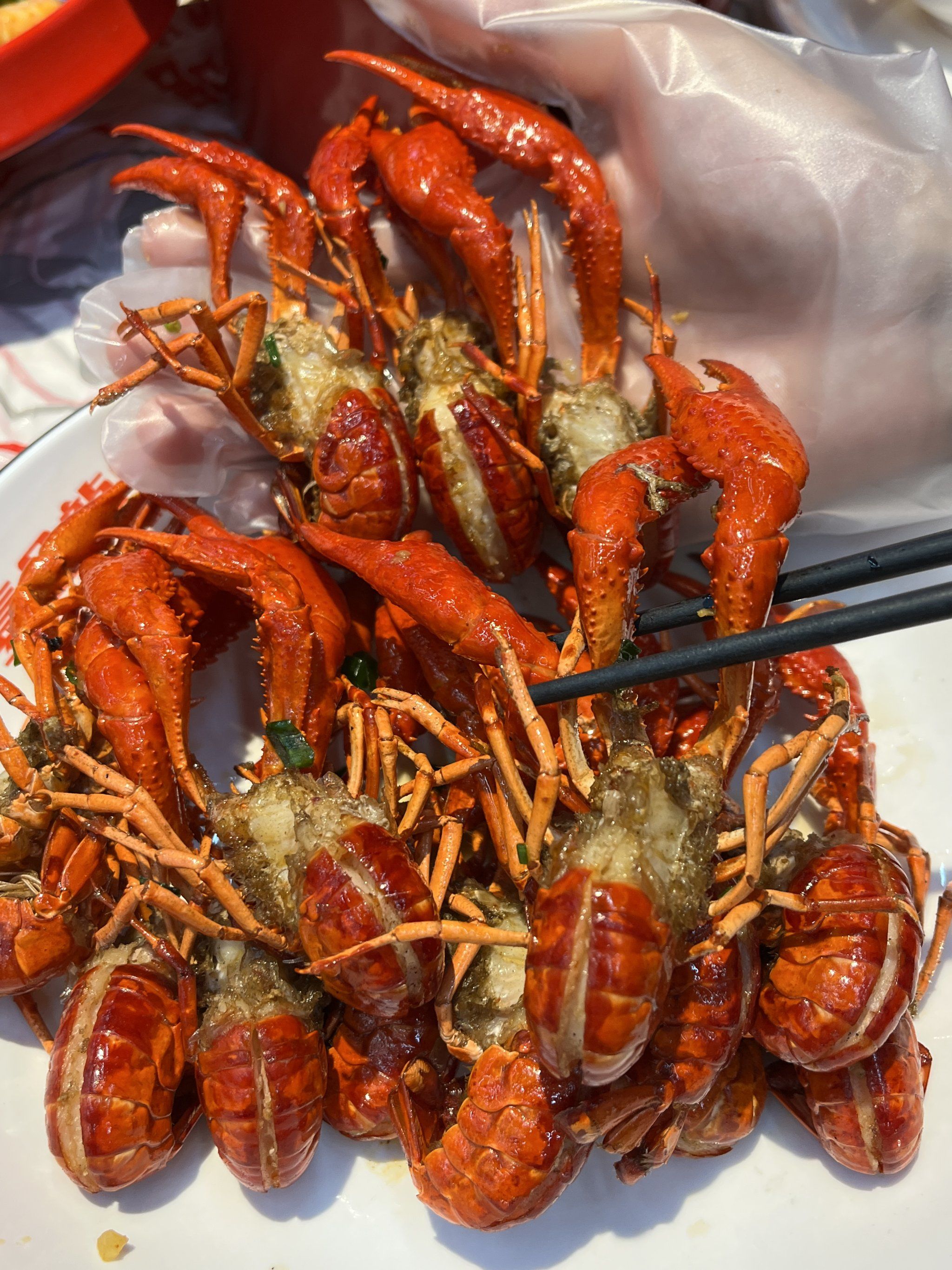 长沙美食探店:性价比超高的老长沙口味小龙虾馆