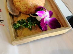 飞鱼籽墨鱼滑-花椒籽·鲜肉火锅(城阳宝龙店)