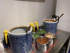 -包整·丝娃娃(一览甲秀楼风景店)