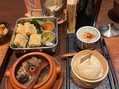 -银米·云南传统过桥米线(双廊黑金冠店)