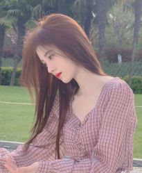 -BULB STUDIO 巴柏明星发型工作室