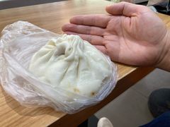 -白玉兰食品(中山公园龙之梦店)