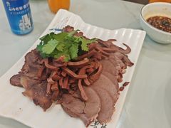 特色驴肉拼盘-龙香居海鲜浑锅家常菜·特色驴肉