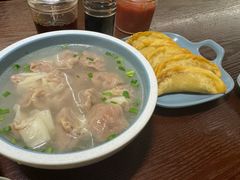 -老新隆牛肉锅贴(新街口店)