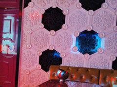 -UK派对KTV(日月广场店)