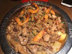 -胖哥俩肉蟹煲(湖滨银泰in77店)