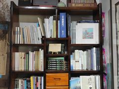-荒岛书店(黄县路店)