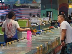 -三亚火车头万人海鲜广场