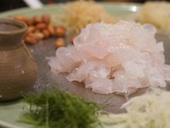 -得意咚瓜·顺德鱼生·冬瓜火锅(深圳首店)