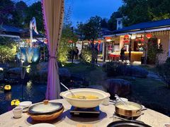 -湘力力小院·鱼汤泡饭(枫林路店)
