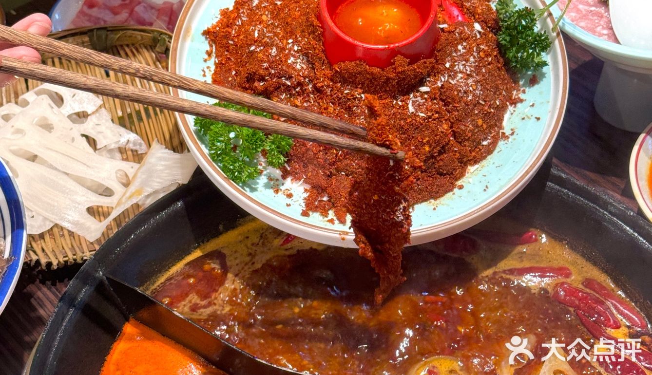 吴江新晋排队王 重火锅来万宝啦！