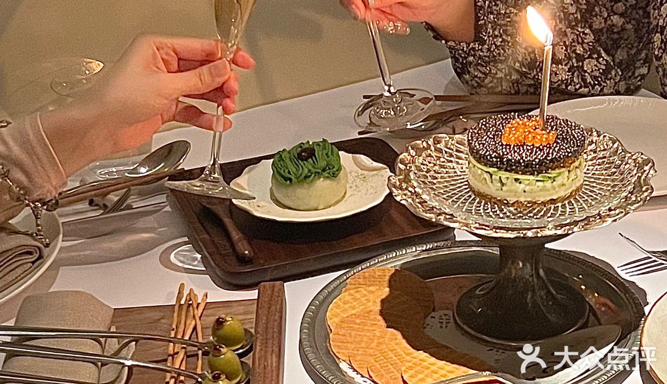 适合过生日的氛围感餐厅 | 漂亮饭要和plmm吃