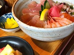 金枪鱼三文鱼籽刺身饭-杭州久泰饭店·摩卡花园