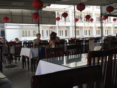 -Lanterns Vietnamese Restaurant